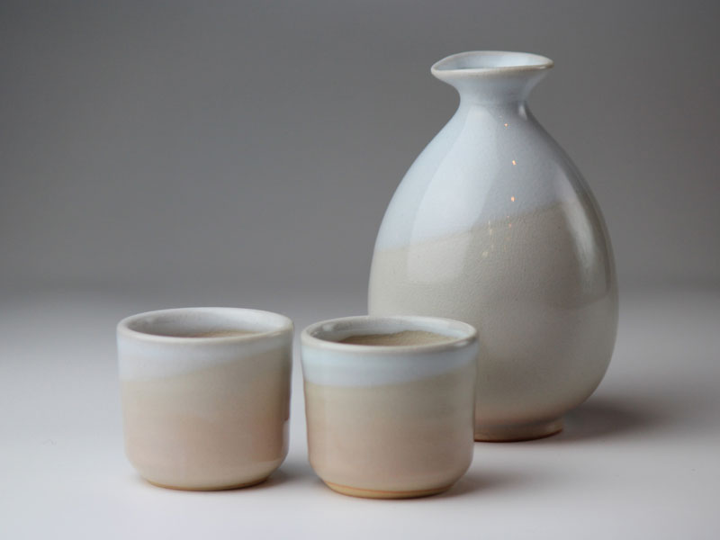 CoreLife Sake Set, Traditional 5-Piece Porcelain Ceramic Japanese Sake Set  with Sake Serving Bottle and 4 Sake Cups Glossy Black / Green